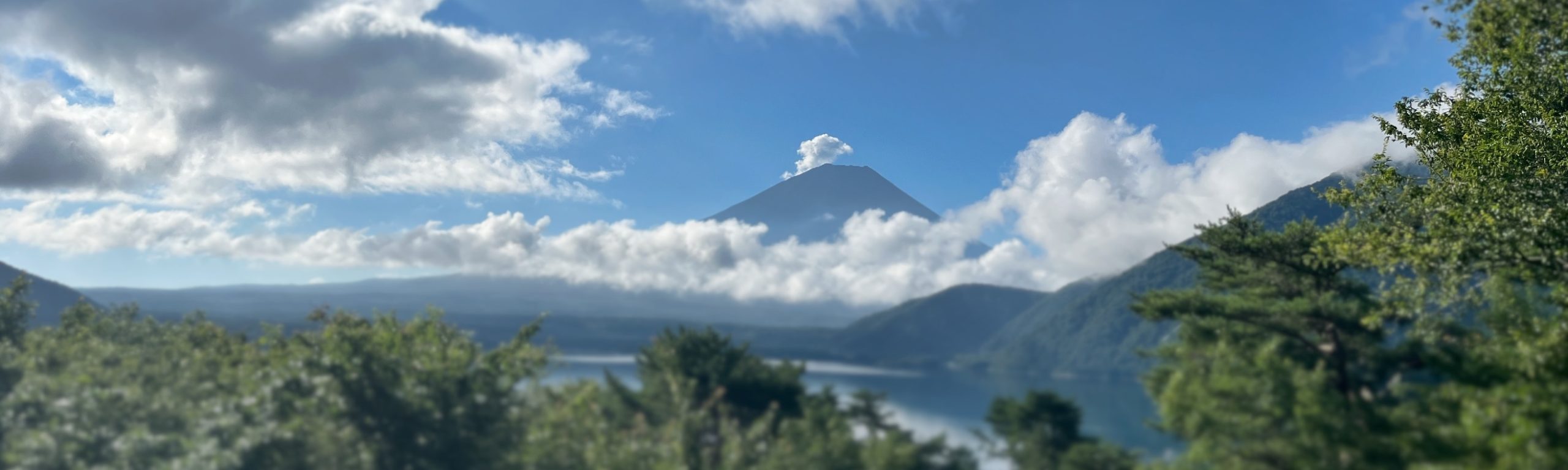 本栖湖展望公園