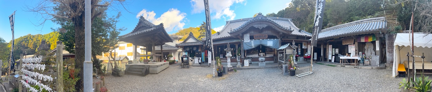 鯖大師本坊 八坂寺